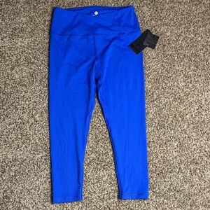 NWT 90 degree by reflex interlock Lana crossover crop leggings in dazzling blue
